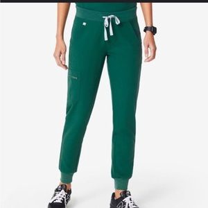 Hunter Green Figs Joggers